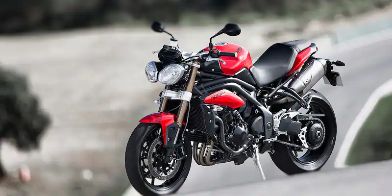 Triumph Speed Triple 2011: General overhauled Streetfighter-Kult-triumph