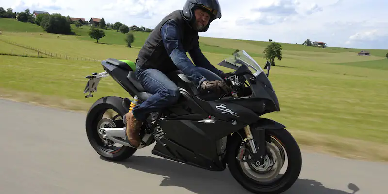 Driving Report E-Motorrad Energica Eco: Tesla for One: How to drove the hottest motorcycle for eco-freaks-report