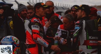 04-13 Netherlands - Assen - WSBK Assen: Davies persists and signs ... a charge against Rea -