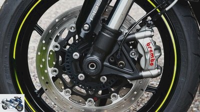 5 power naked bikes comparison test 2018