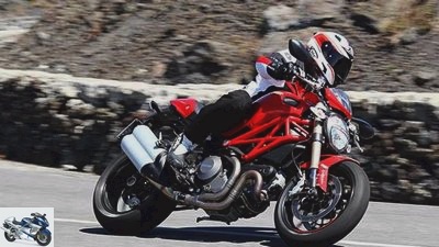 Driving report Ducati Monster 1100 Evo
