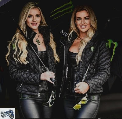 16-18 - Australian GP - The sexiest umbrella girls of the MotoGP Australian GP -