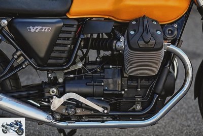 Moto-Guzzi 750 V7 II Stone 2016