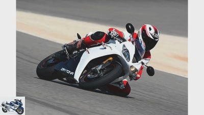 600 super sports car: Motorcycles tested in 2012 - with suspension settings