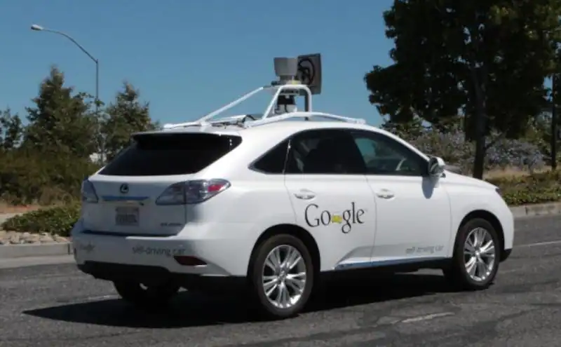 Robot intelligence against bikers: Why the Google car is afraid of bicycles-bicycles