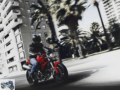 Ducati 696 MONSTER 2012