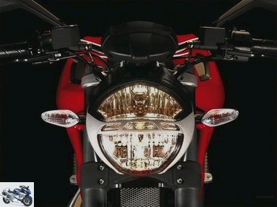 Ducati 696 MONSTER 2010