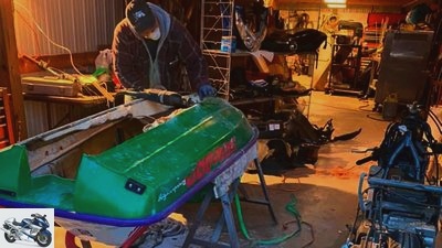 Amphibious self-made Toledo Seascoot: Suzuki Burgman wreaks