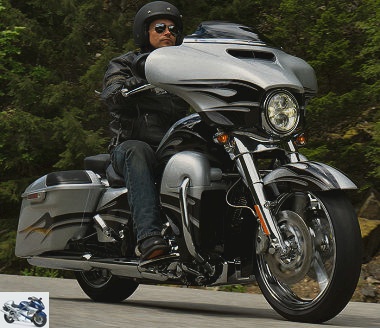 Harley-Davidson CVO 1800 STREET GLIDE FLHXSE 2015