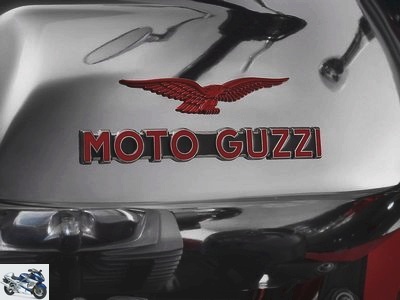 Moto-Guzzi 750 V7 RACER 2011