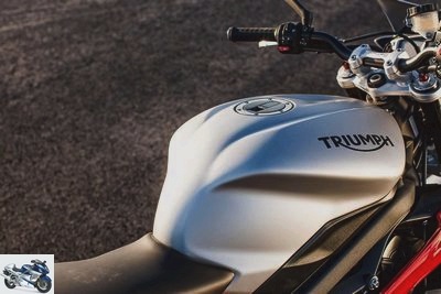 Triumph 675 STREET TRIPLE Rx 2016
