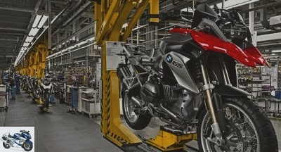 Business - BMW beats its sales record for motorcycles in the world - Pre-owned BMW