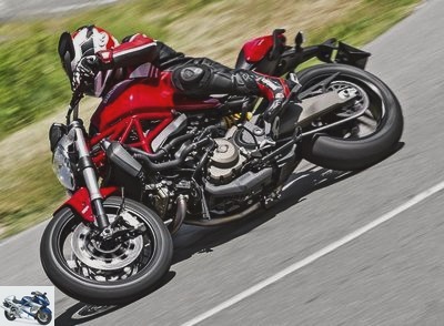 Ducati 821 Monster 2016