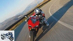 A comparison of the super sports car BMW S 1000 RR and Ducati 1199 Panigale S
