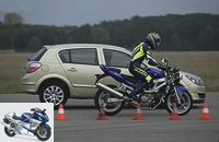 Car versus motorcycle: Opel Astra 1.7 CDTI versus Suzuki SV 650 in a test drive