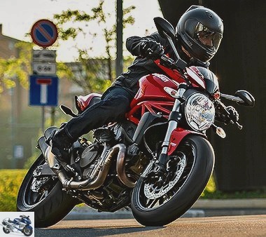 Ducati 821 Monster Stripe 2016