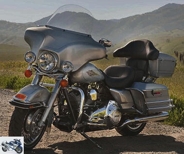 Harley-Davidson 1690 ELECTRA GLIDE CLASSIC FLHTC 2012