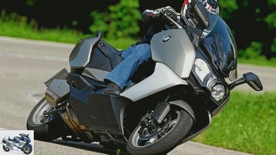 BMW C 650 GT scooter in the test