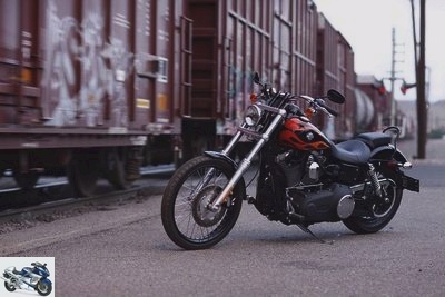 Harley-Davidson 1584 DYNA WIDE GLIDE FXDWG 2011