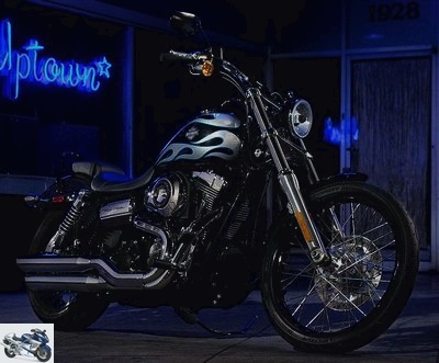 Harley-Davidson 1584 DYNA WIDE GLIDE FXDWG 2012