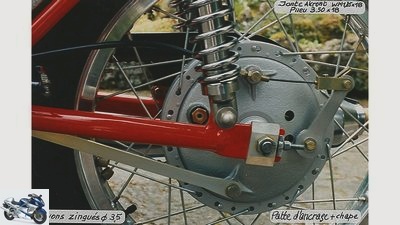 Scene: Ducati 350 M3 Desmo reader conversion
