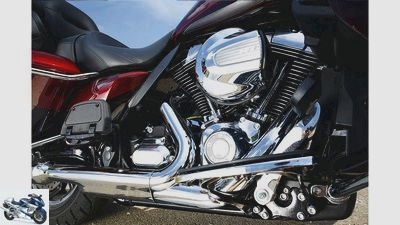 Harley-Davidson Electra Glide, Honda Gold Wing and Yamaha Vmax