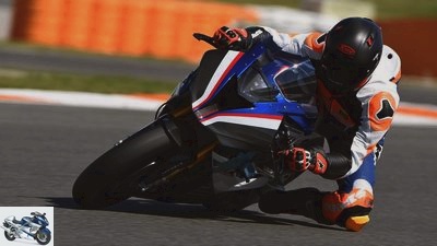 Test of BMW racing bikes BMW IDM-S 1000 RR and BMW HP4 Race