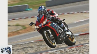 Test of the Superbikes 2012 - The super athletes on the racetrack