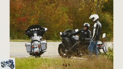Harley-Davidson Street Glide and Honda Gold Wing F6B put to the test