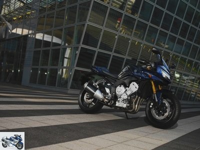 Yamaha FZ1 1000 FAZER 2012