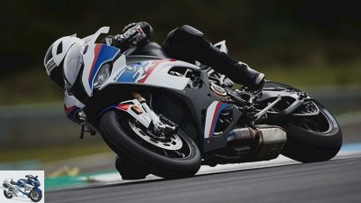BMW S 1000 RR (2019) in the driving report
