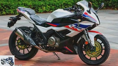 BMW S 1000 RR clone from China: Moto S 450 RR