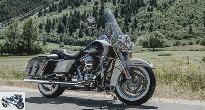 Harley-Davidson 1690 ROAD KING CLASSIC FLHRCI 2016