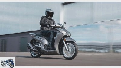 Honda SH 350i 2021: Large wheel scooter is being renovated