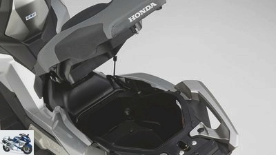 Honda X-ADV (2018) in the driving report