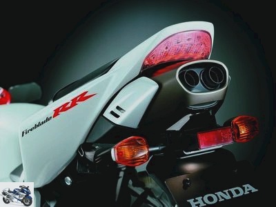 Honda CBR 1000 RR Fireblade 2004