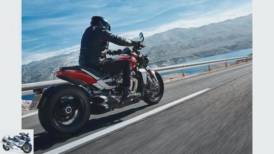 Triumph Rocket 3 R and GT: high-performance muscleman in two versions