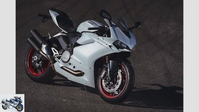 Ducati 959 Panigale in the HP driving report