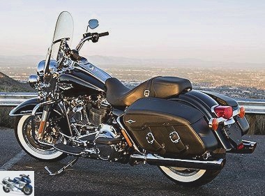 Harley-Davidson 1746 ROAD KING CLASSIC FLHRC 2017