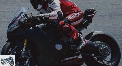 News - New Ducati 2018: first stolen photos of the V4 Superbike - Used Ducati