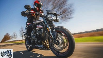 Triumph Street Triple RS in the top test