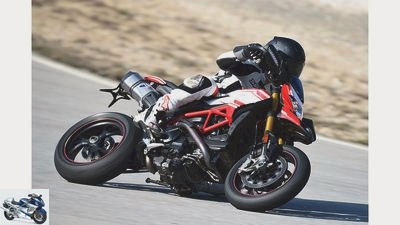 Ducati Hypermotard 939 SP in the PS driving report