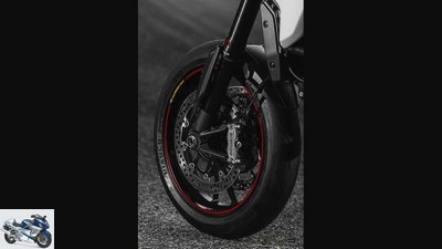 Review Ducati Hypermotard
