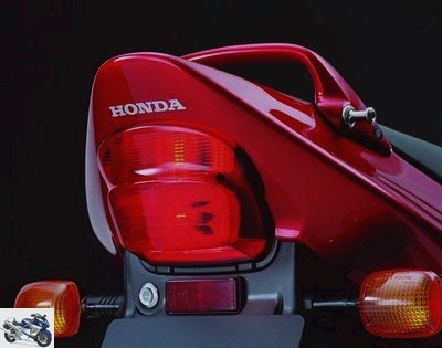 Honda CBR 1100 XX Super Blackbird 1998