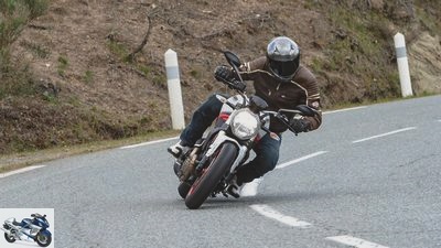 Ducati Monster 797 in the PS driving report