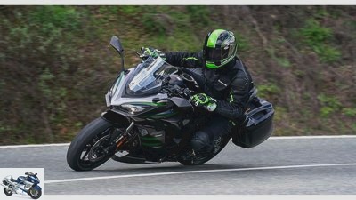 Kawasaki Ninja 1000 SX in the driving report: Sports tourers evolve