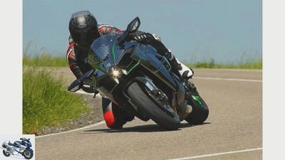 Kawasaki Ninja H2 in the top test