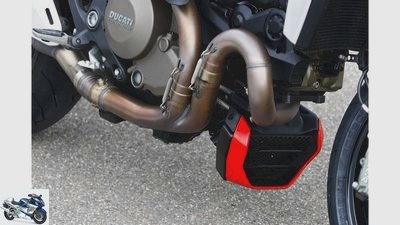 Ducati Monster 821 and Monster 1200 in comparison test