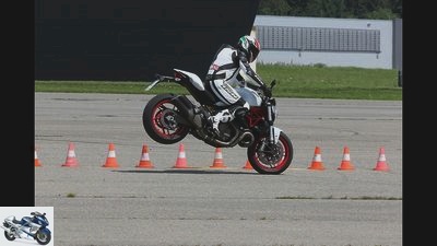Ducati Monster 821 in the top test