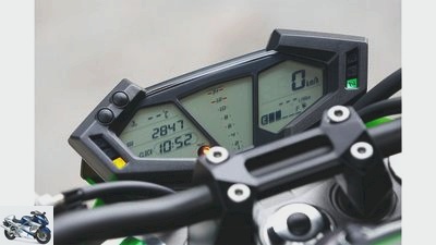 Kawasaki Z 800, Yamaha MT-09 and BMW F 800 R in a comparison test
